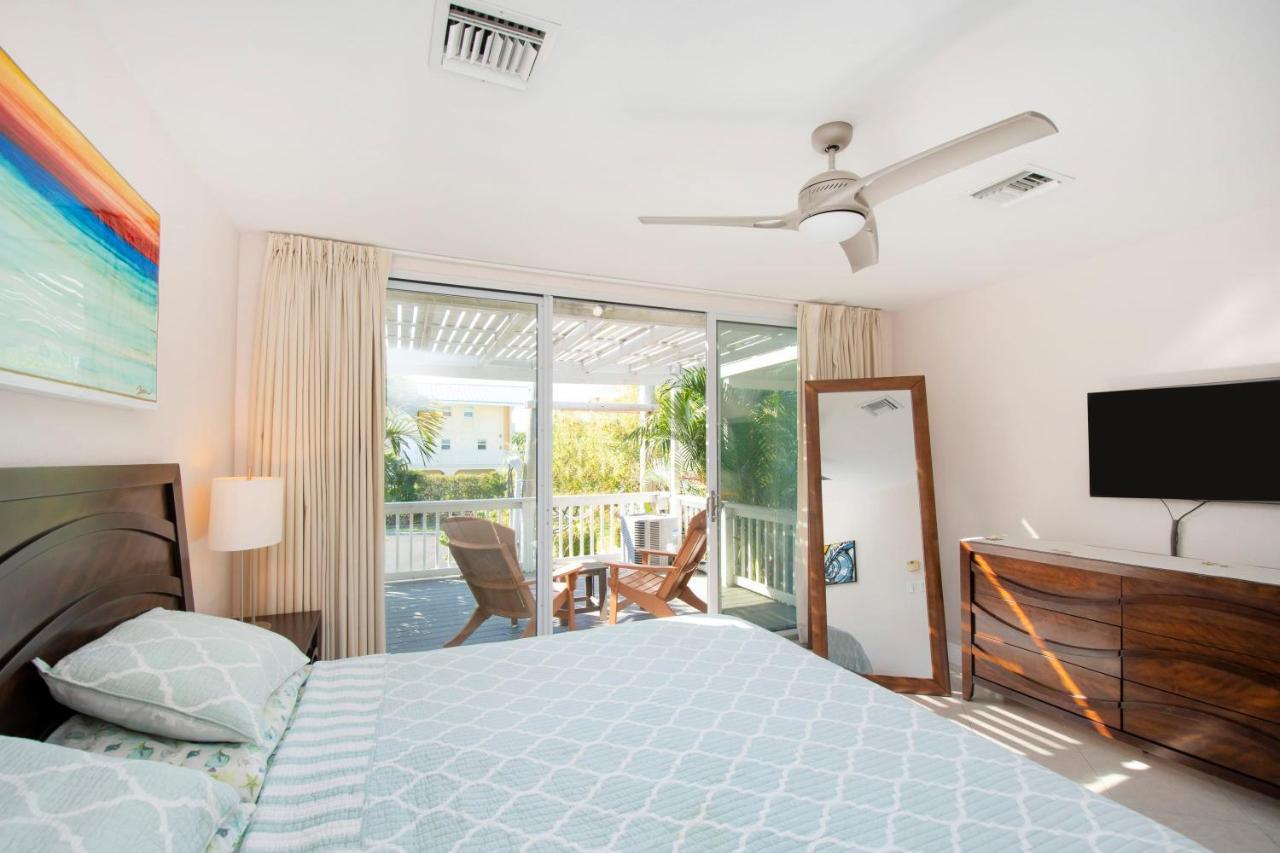 Beach Living At Island Pine Villas Blaw George Town Ngoại thất bức ảnh